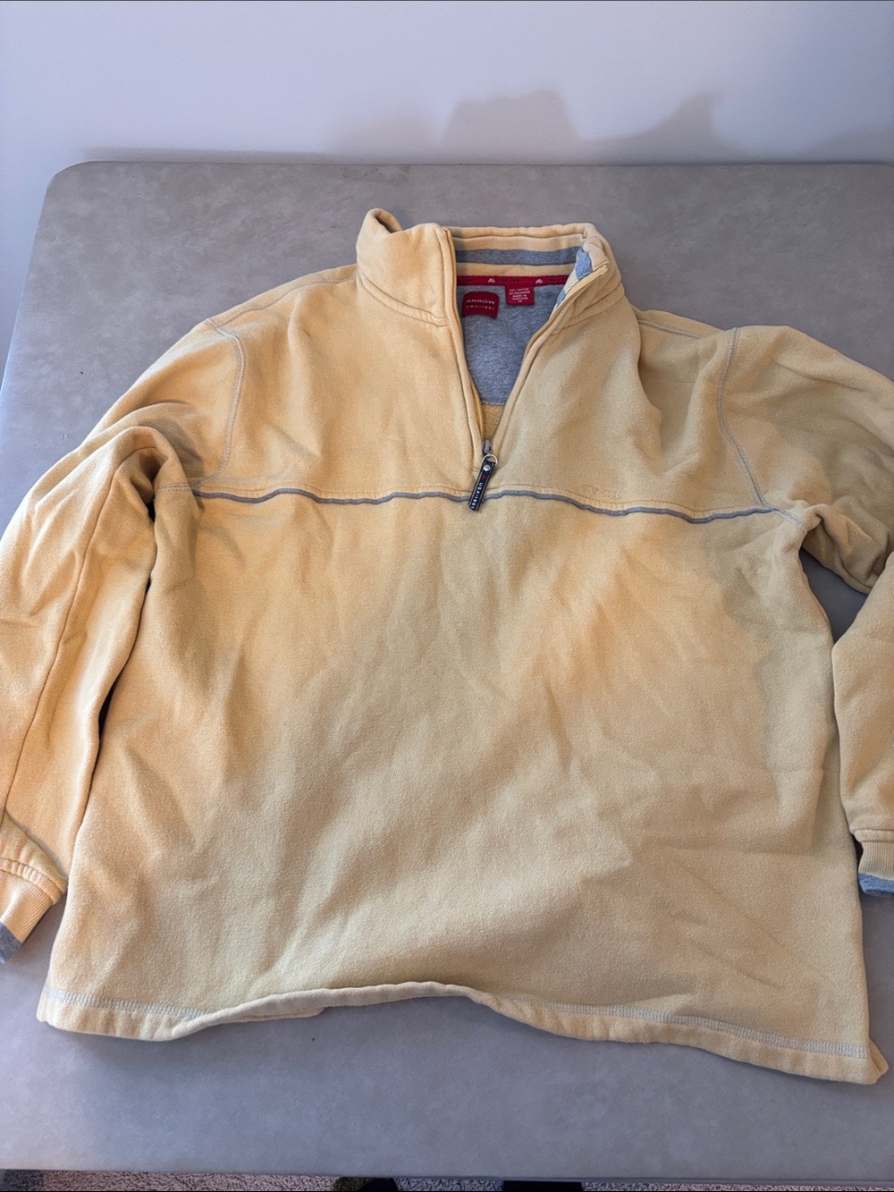 Arrow Men's Pale Yellow Quarter-Zip Fleece Pullover